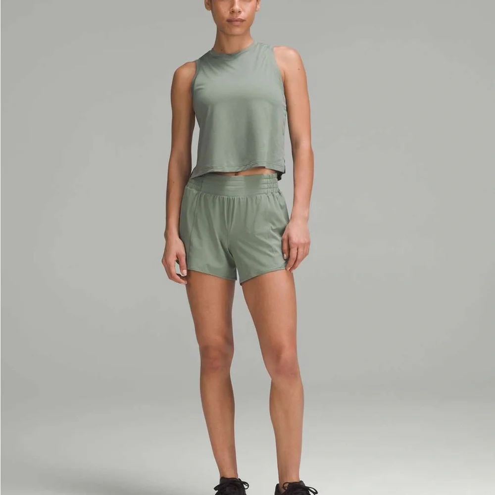 lululemon Hotty Hot 4” Lined Shorts